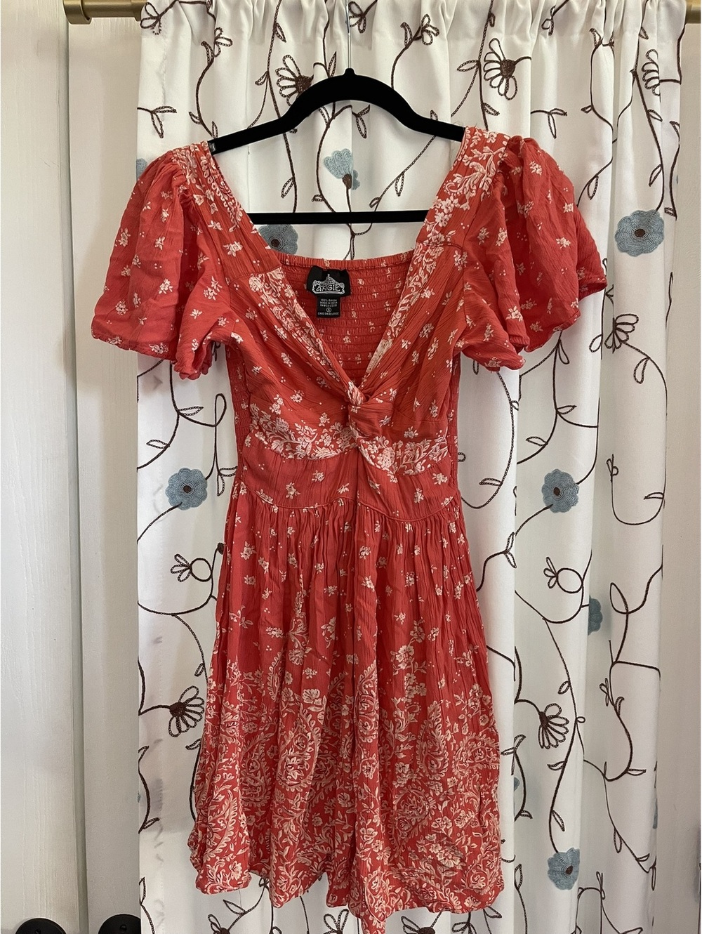 Angie | M | Coral Floral Smocked Mini Dress - Picture 3 of 8